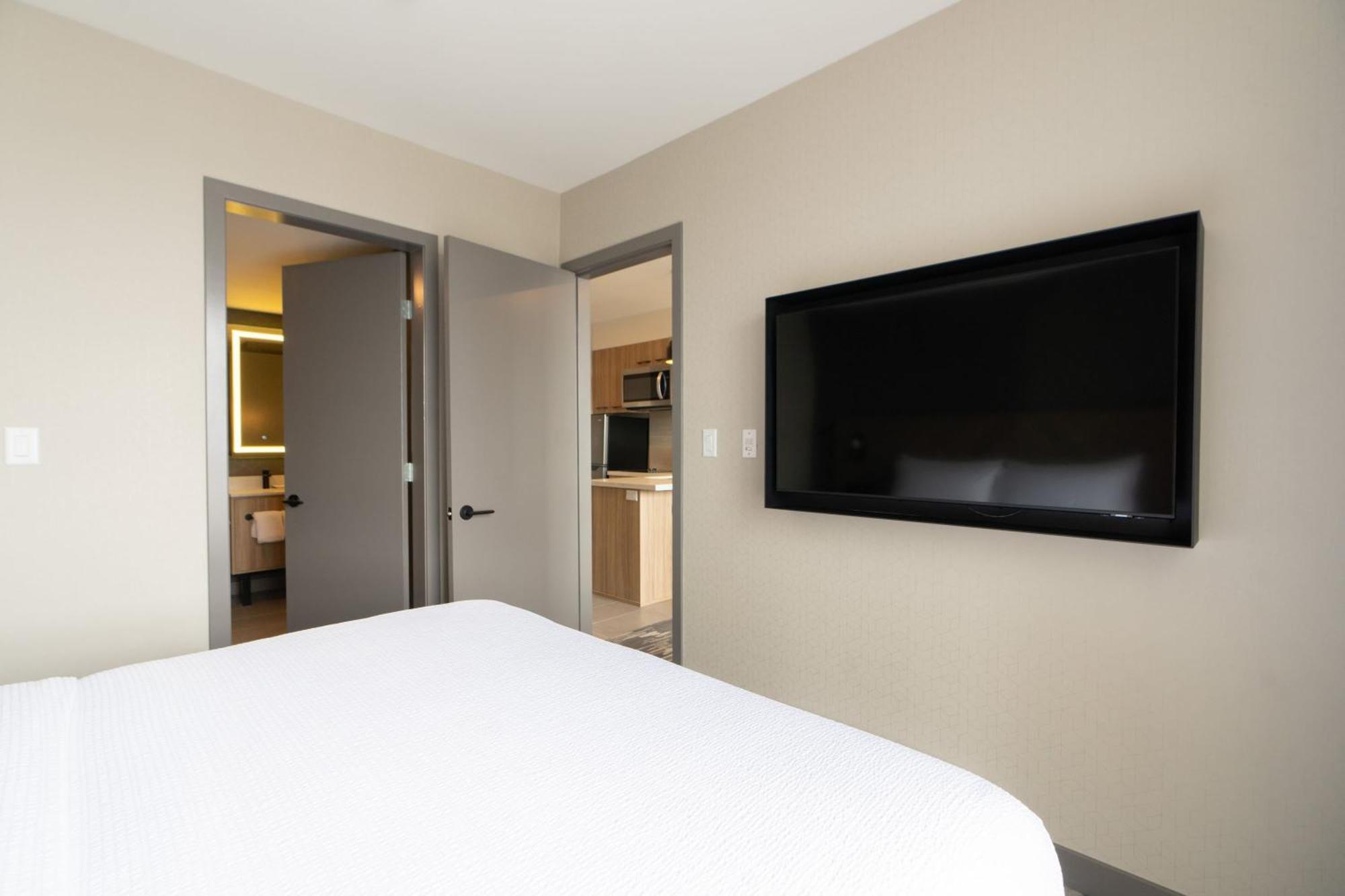 Sandman Signature Dartmouth Hotel & Suites エクステリア 写真