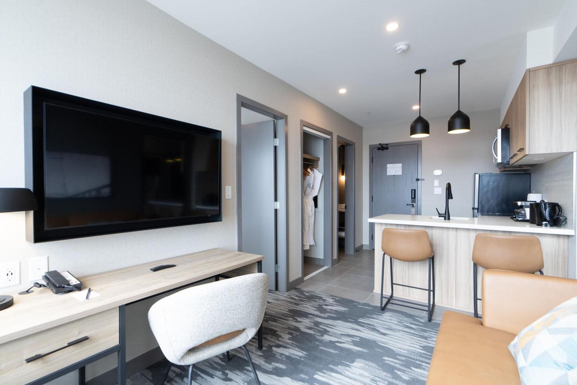Sandman Signature Dartmouth Hotel & Suites エクステリア 写真