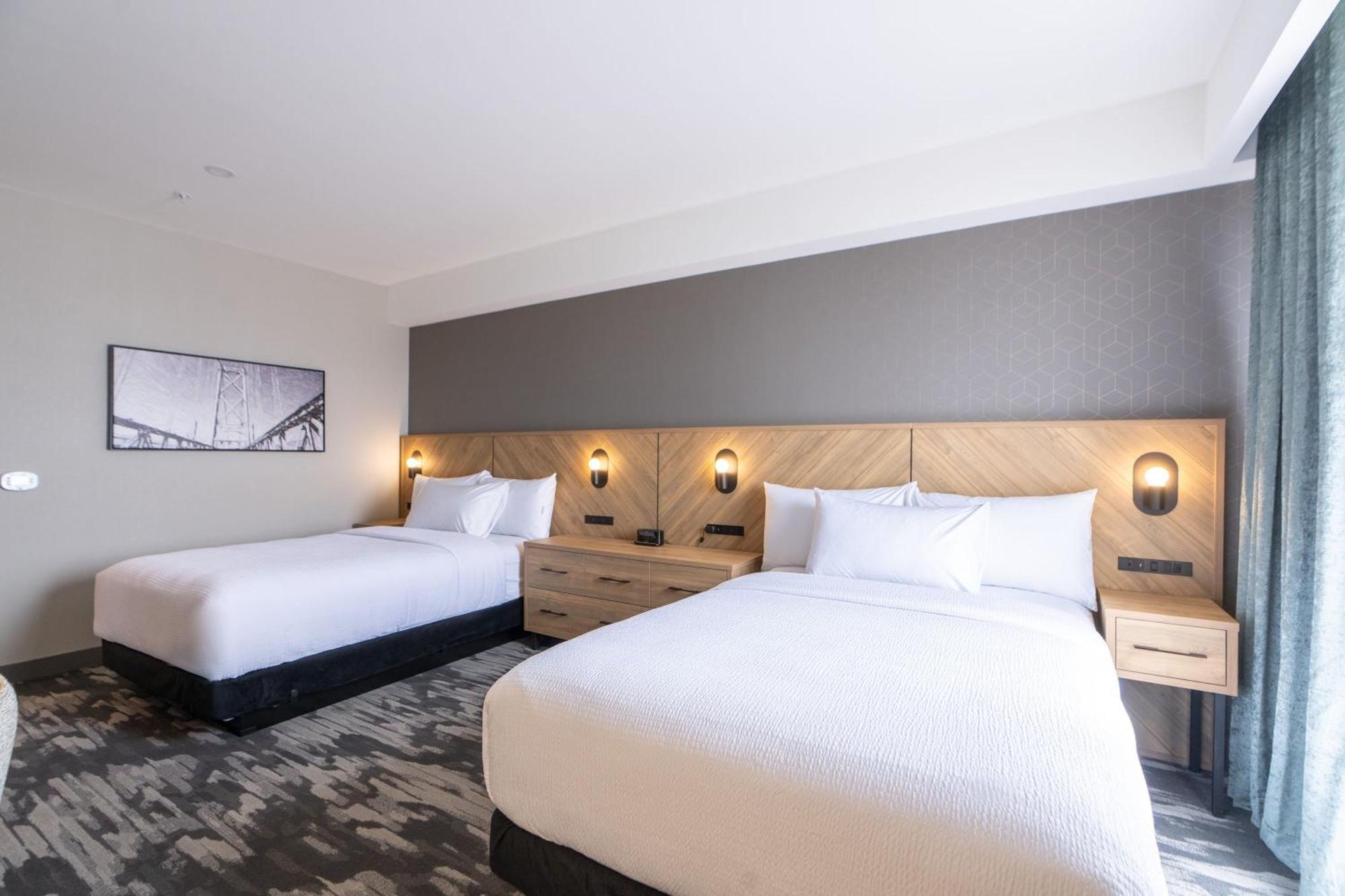 Sandman Signature Dartmouth Hotel & Suites エクステリア 写真