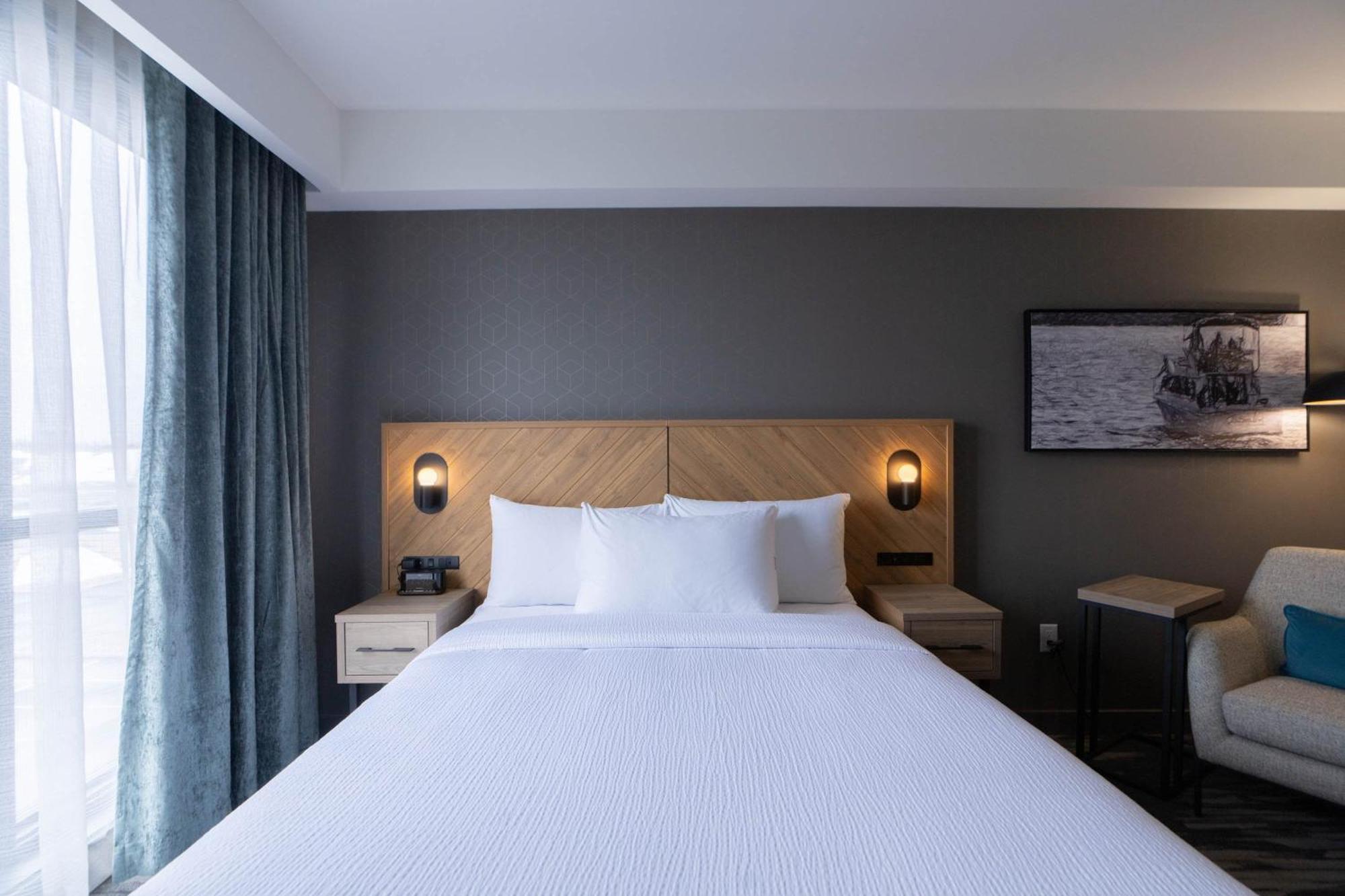 Sandman Signature Dartmouth Hotel & Suites エクステリア 写真