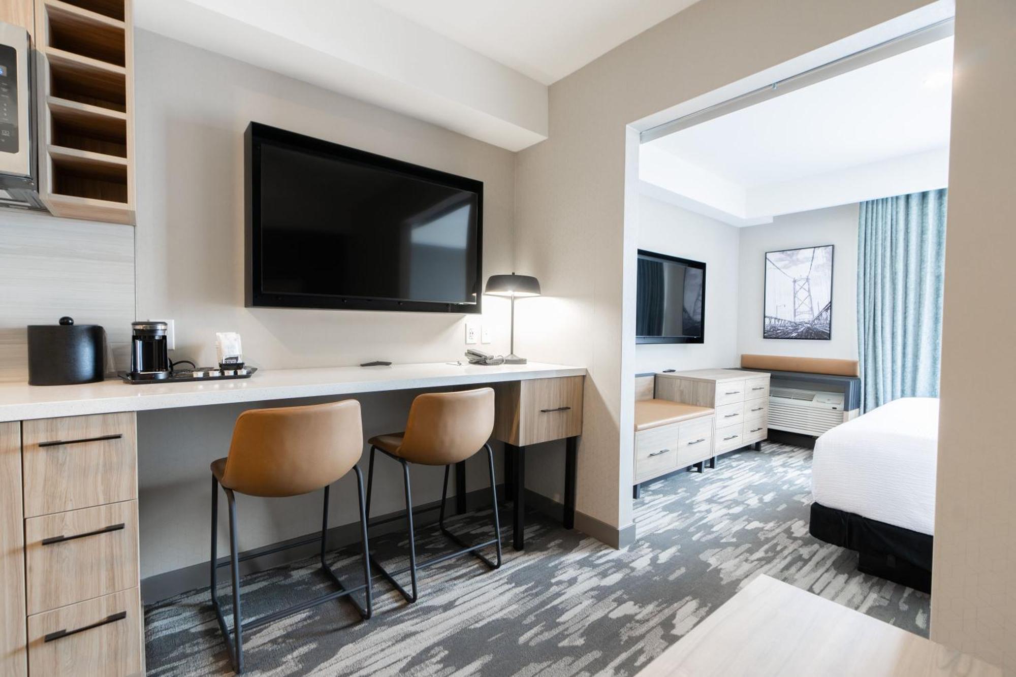 Sandman Signature Dartmouth Hotel & Suites エクステリア 写真