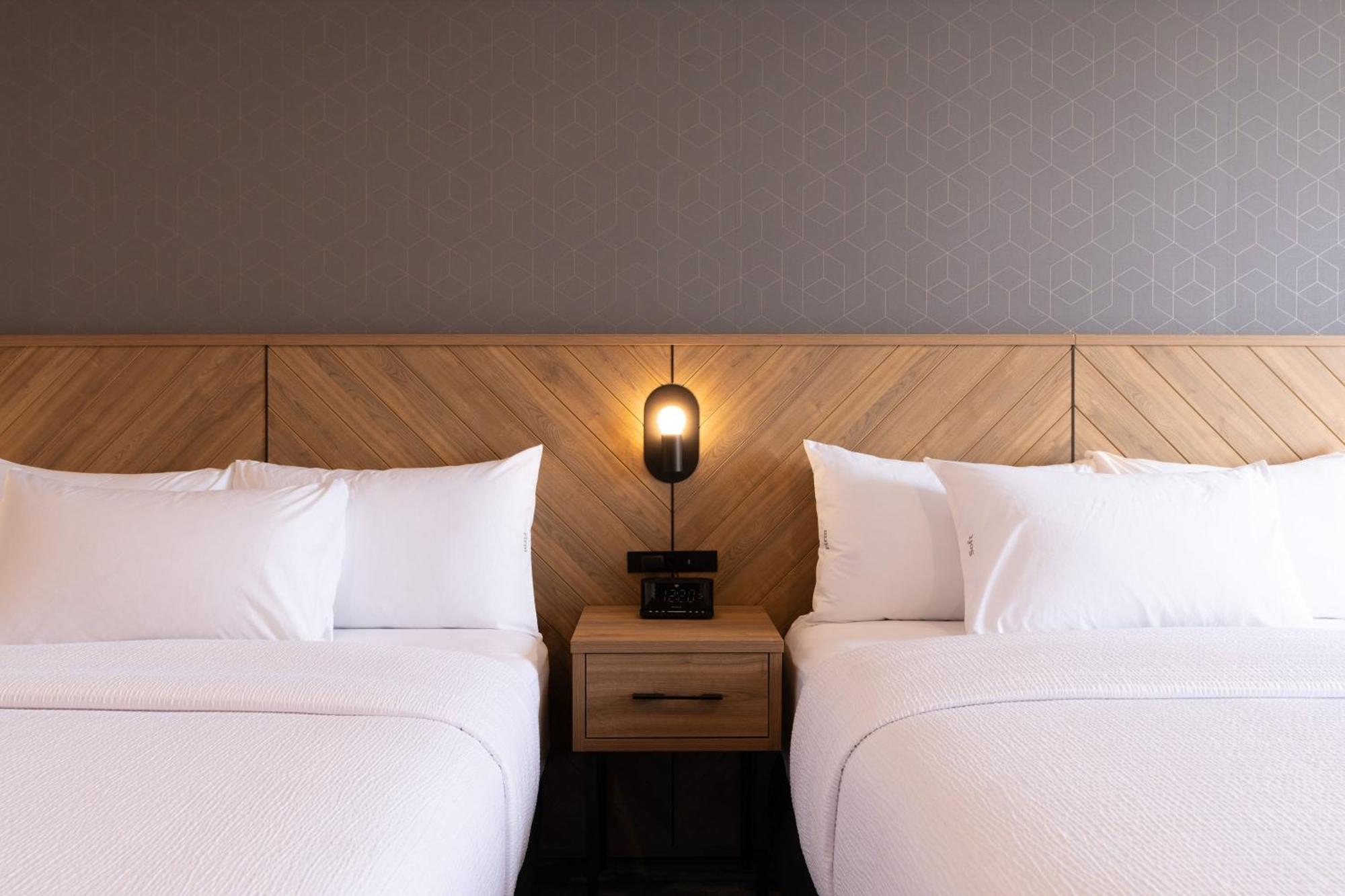 Sandman Signature Dartmouth Hotel & Suites エクステリア 写真